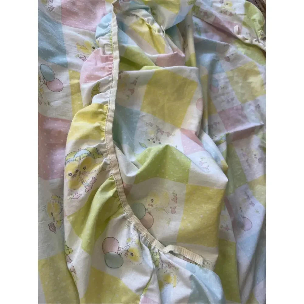 Vtg 70s Crib Sheet Yellow Bear Chick LionsBears Baby Retro Kitschy 2 Pcs Fabric